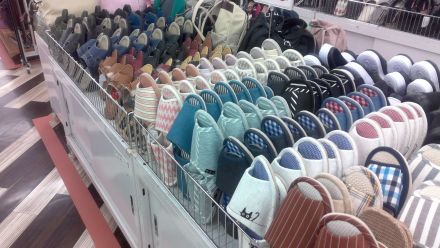 衣料品コーナーより商品のご紹介