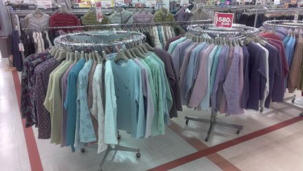 衣料品コーナーよりお買い得商品のご紹介