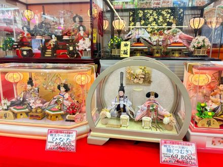 〈ペリカン〉三月人形展示即売開催中！