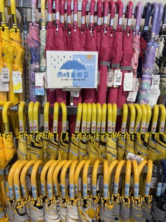 UVカット雨天兼用通学用傘売れてます！