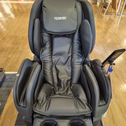マッサージチェアが入りました！