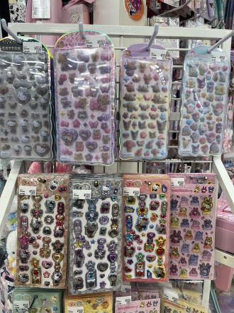 キュンとする激かわシールが大量入荷！！