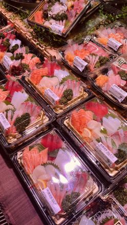 【オークワのお盆】食卓が華やぐ最高峰の鮮度！『お盆 特選ごちそうお造り盛合せ』各種勢揃い！_