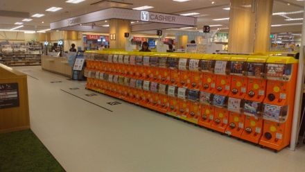 ガチャガチャ大幅増台のお知らせ♪