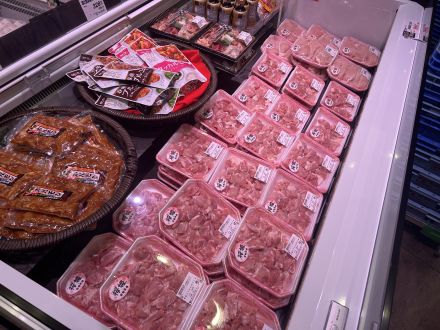 お肉コーナーより本日のオススメ商品のご案内_